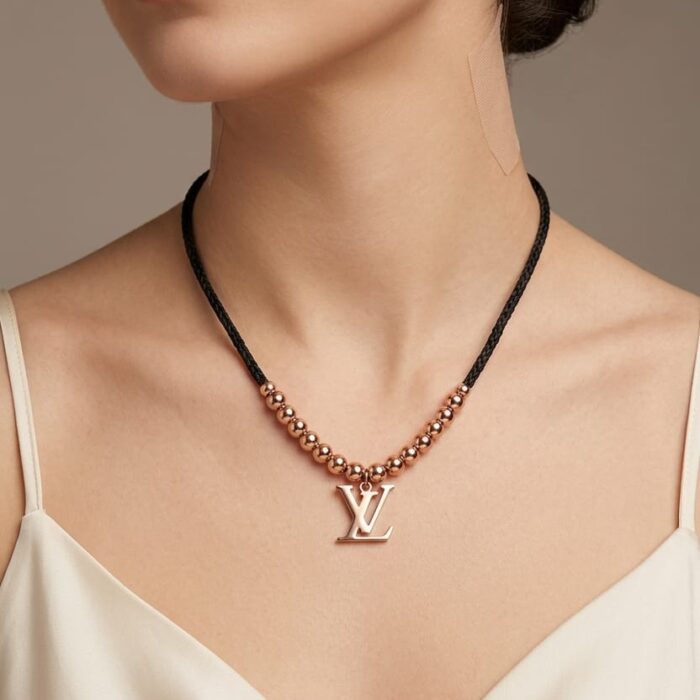 Stylish Modern Trendy Necklace