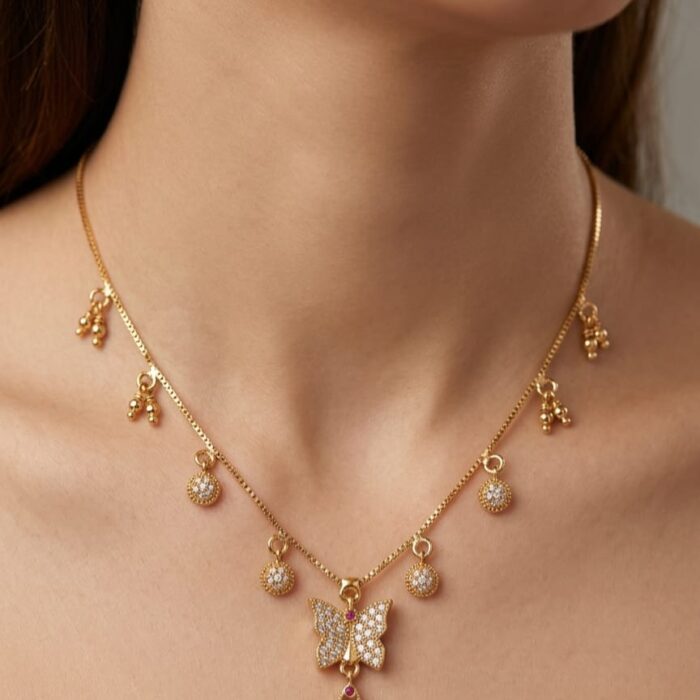 Stylish Modern Trendy Necklace