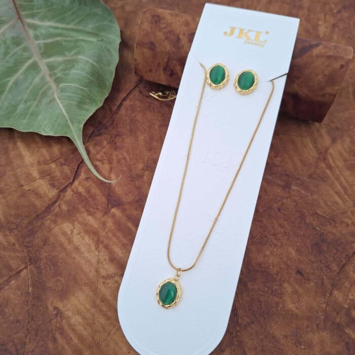 Stylish Modern Trendy Necklace with Stud Combo