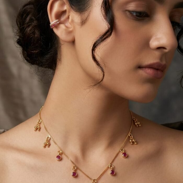 Stylish Modern Trendy Necklace